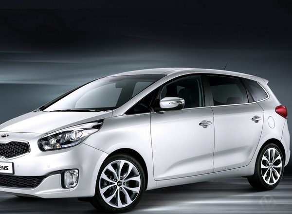 Nowa Kia Carens jak cee'd