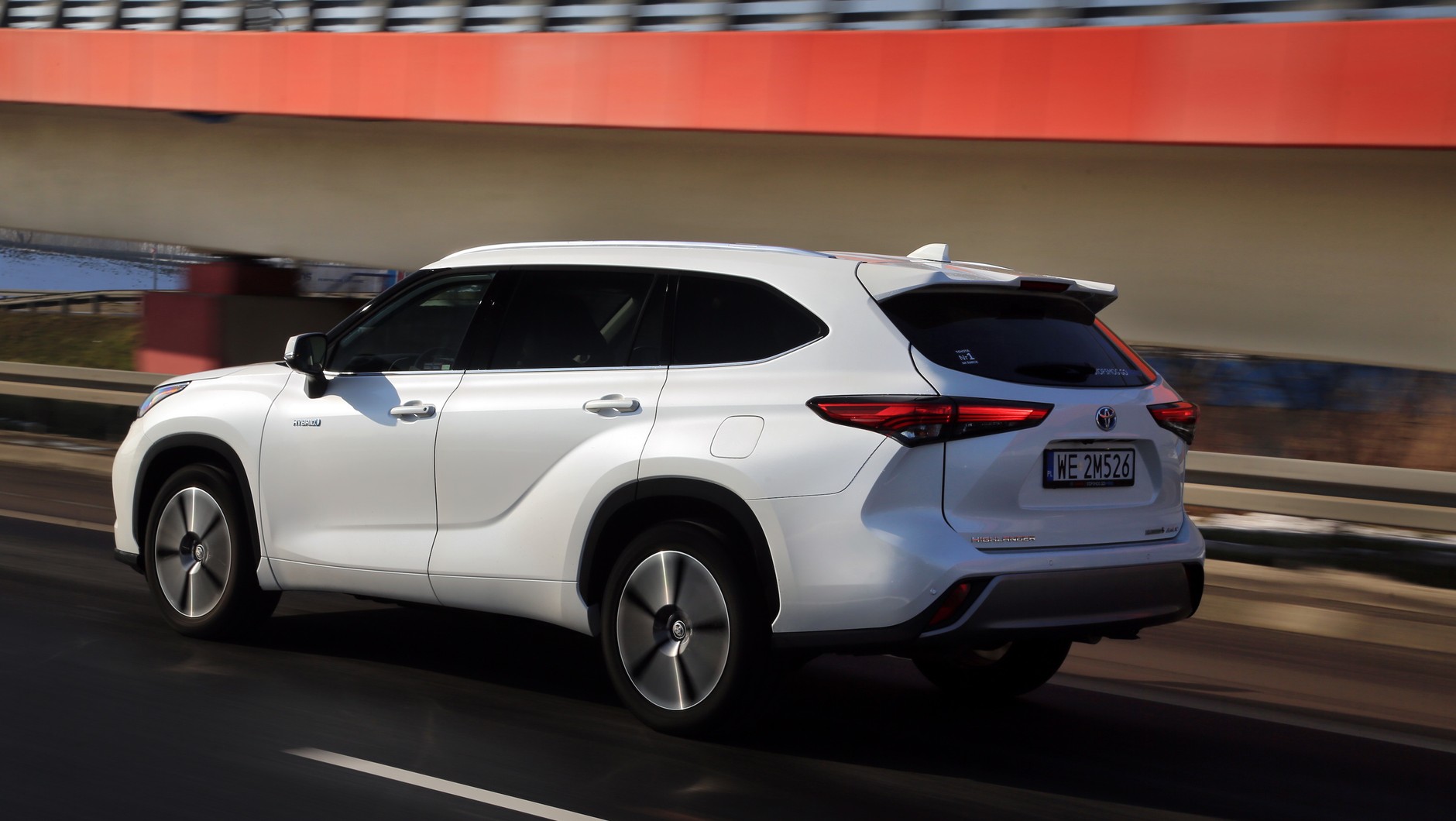 Toyota Highlander 2.5 Dynamic Force Hybrid AWD-e e-CVT