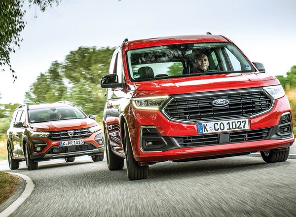 Ford Tourneo kontra Dacia Jogger - który ma więcej do zaoferowania? Bierzemy kombivany pod lupę!