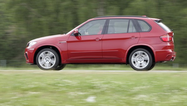 Superterenówki z turbodopalaczem: BMW X5 M kontra Porsche Cayenne Turbo