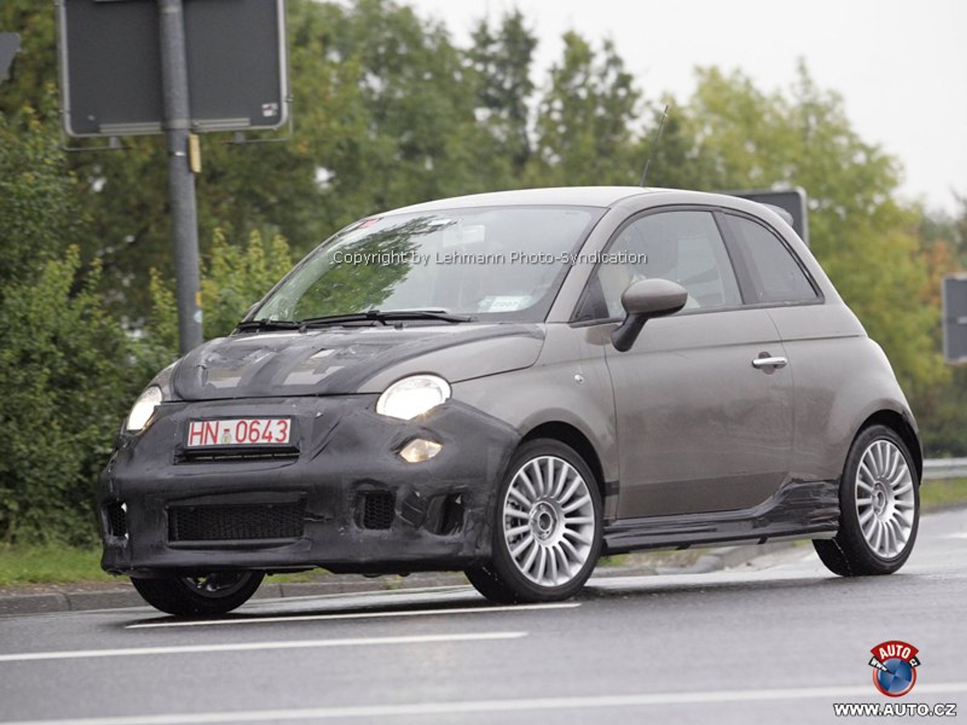 Zdjęcia szpiegowskie: Fiat 595 Abarth SS