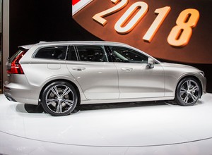 Volvo V60: światowy debiut na salonie w Genewie