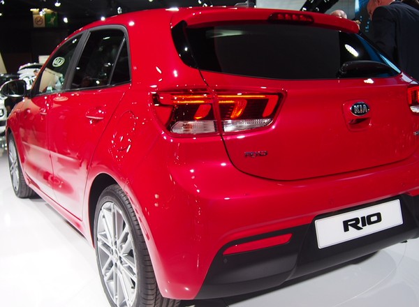 Kia Rio - nowy rywal Skody Fabii (Targi Paryż 2016)