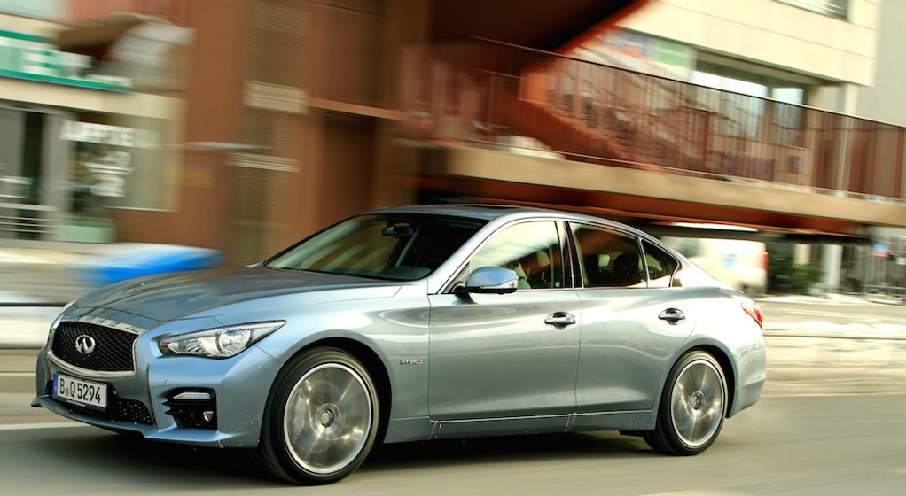 Infiniti Q50S I Kierownica w rękach... elektroniki