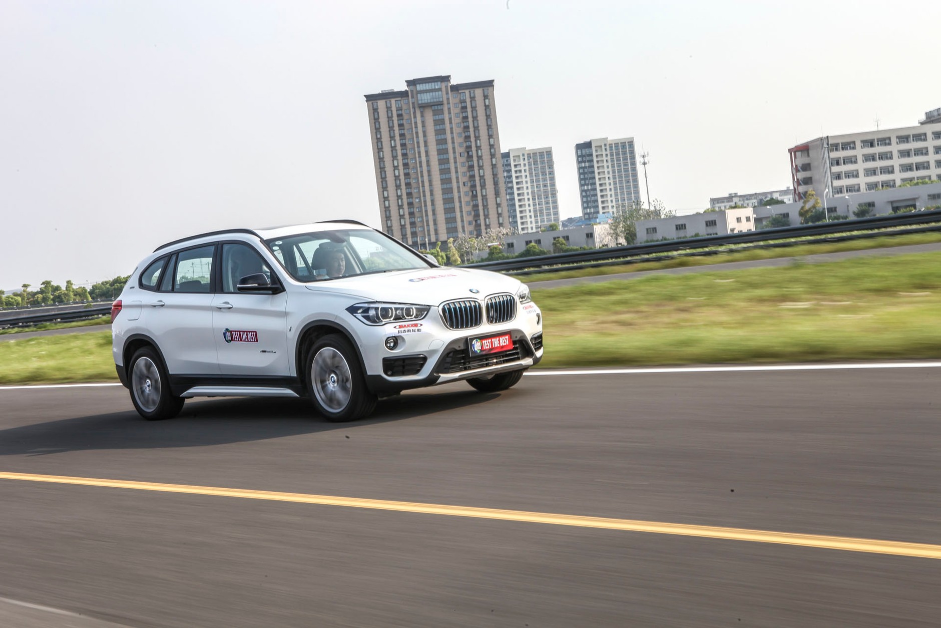 BMW-Brilliance X1 xDrive 25Le