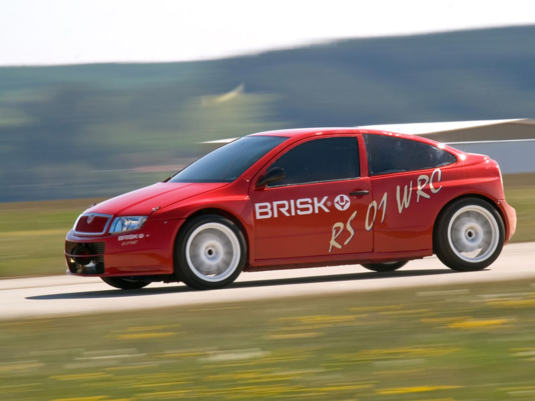 Brisk RS 01 WRC – wideo z narodzin i testów nietypowej Fabii!