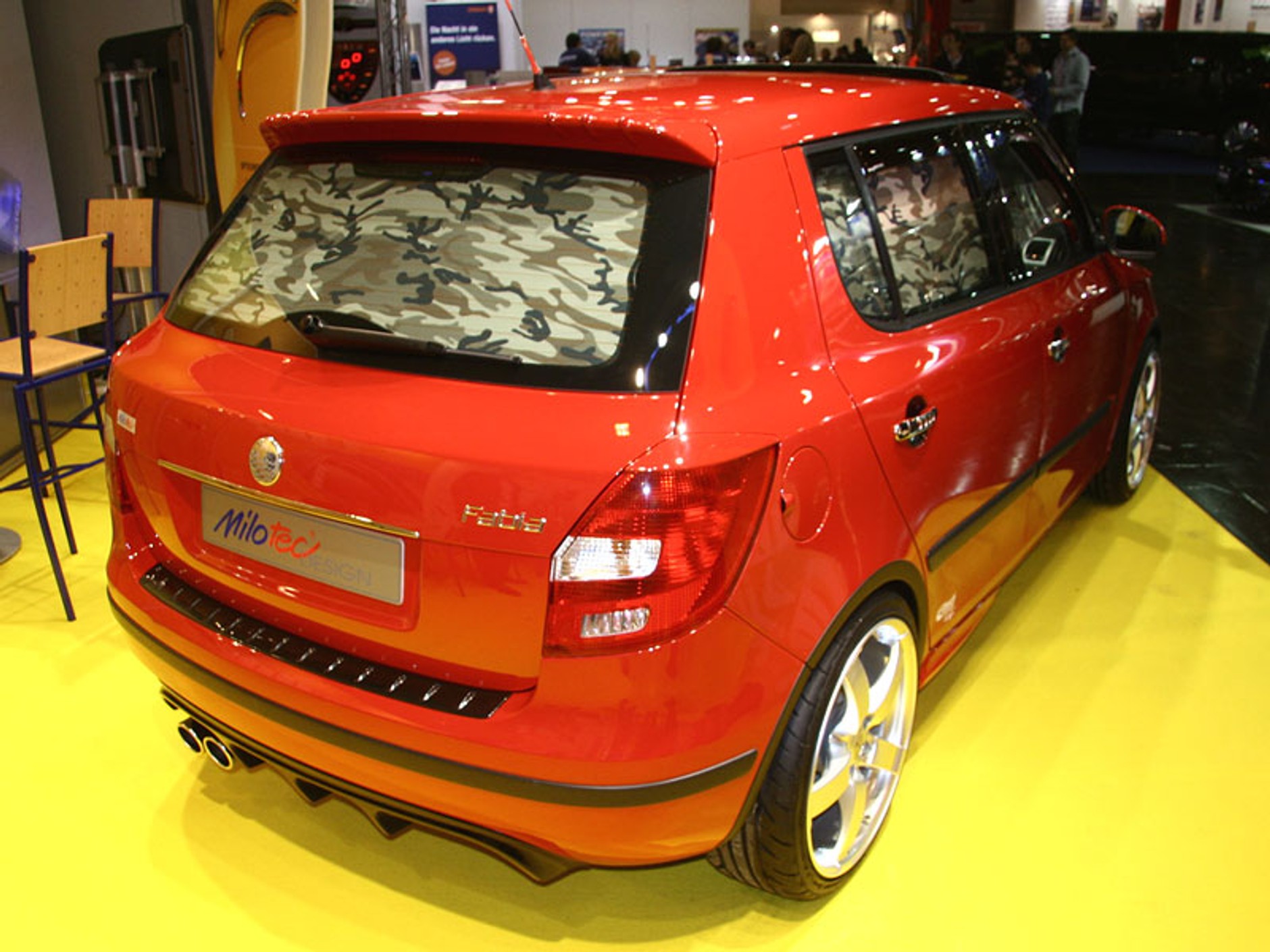 Essen Motor Show 2007 - Latające maszyny i piękne modelki (fotogaleria 2)