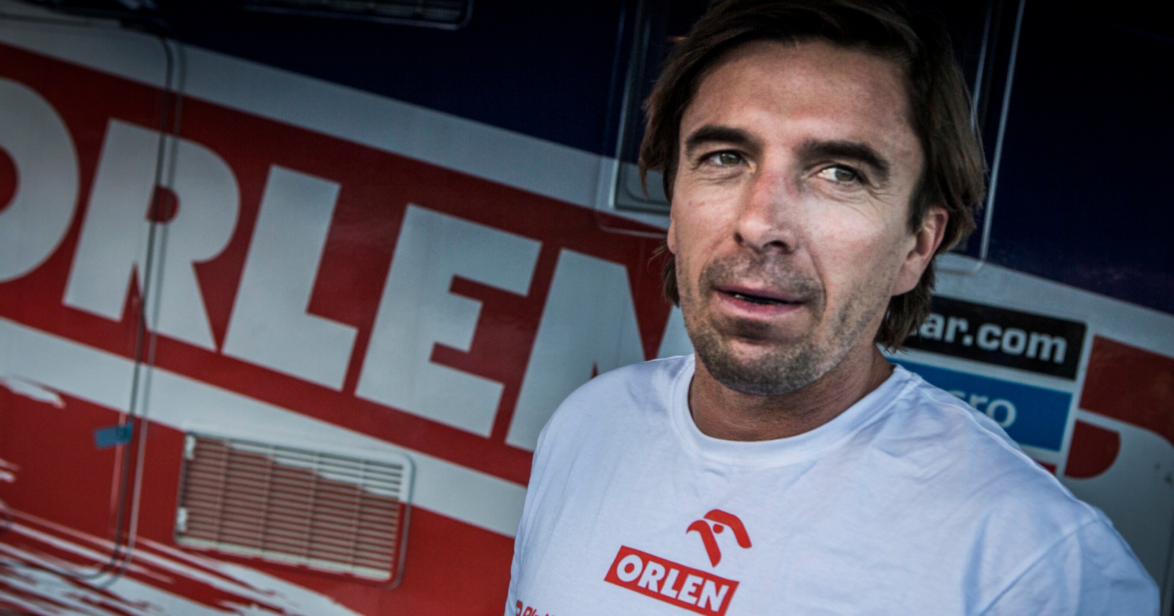 Dakar 2014: Dąbrowski jak burza, Małysz dachował (2. etap)