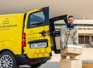 Samochód do transportu... pszczół; przewiezie nawet 2,5 mln pasażerów
