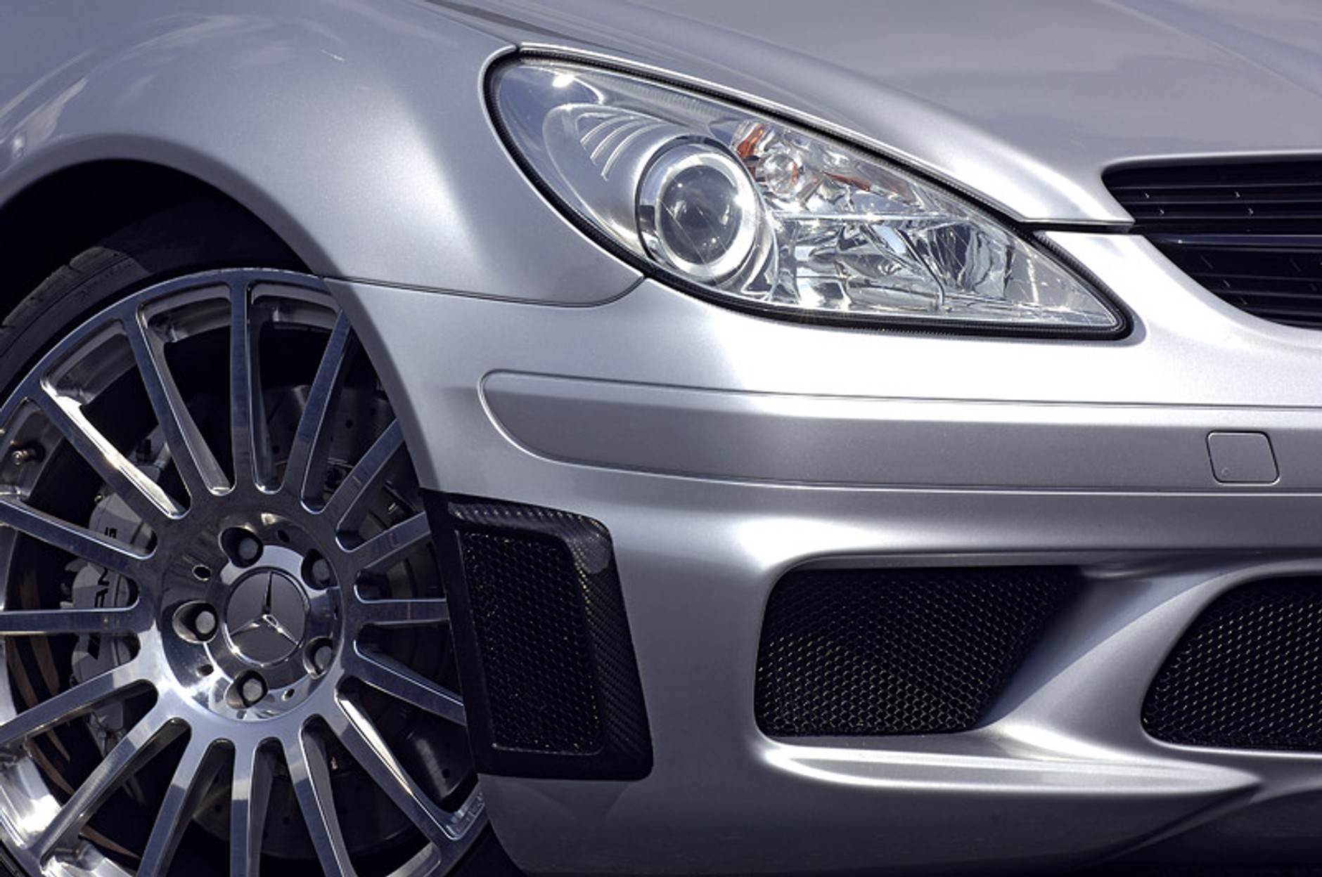 Mercedes-Benz SLK 55 Black Series oficjalnie w sprzedaży