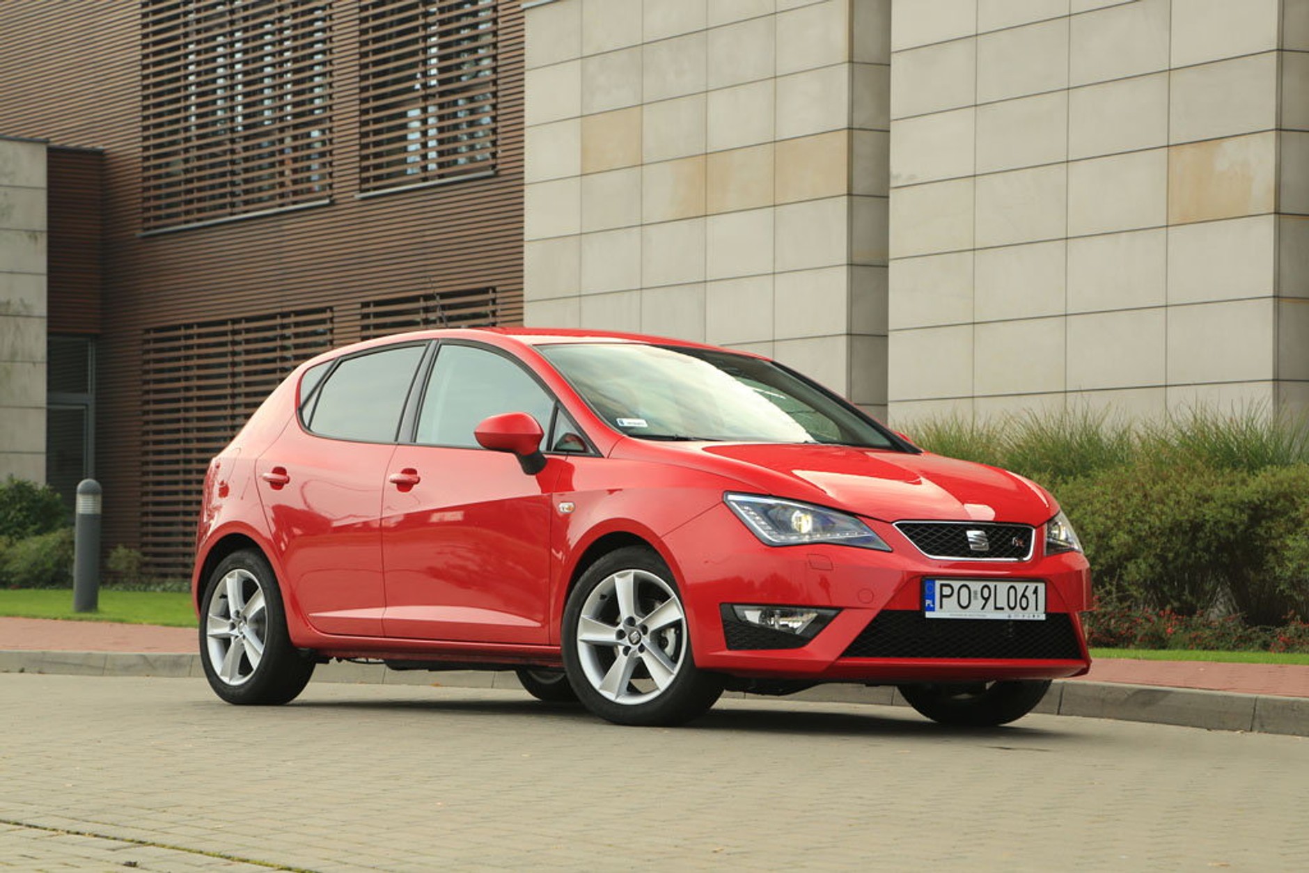 Seat Ibiza 1.2 TSI FR - dużo lepsza dynamika i technika
