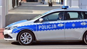 Pasażerka machała do policjantów. Gdy wybiegł kierowca, ruszyli do akcji