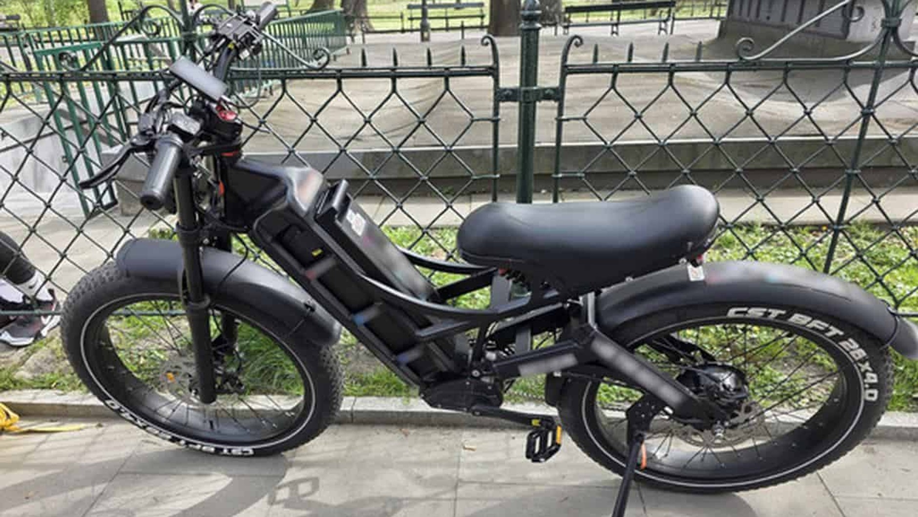 Motorower udający rower elektryczny to gwarancja poważnych problemów
