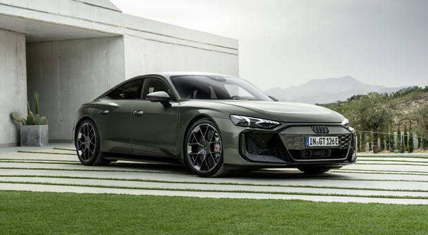 Audi e-tron GT to najmocniejszy model w historii marki. Po liftingu może mieć 925 KM
