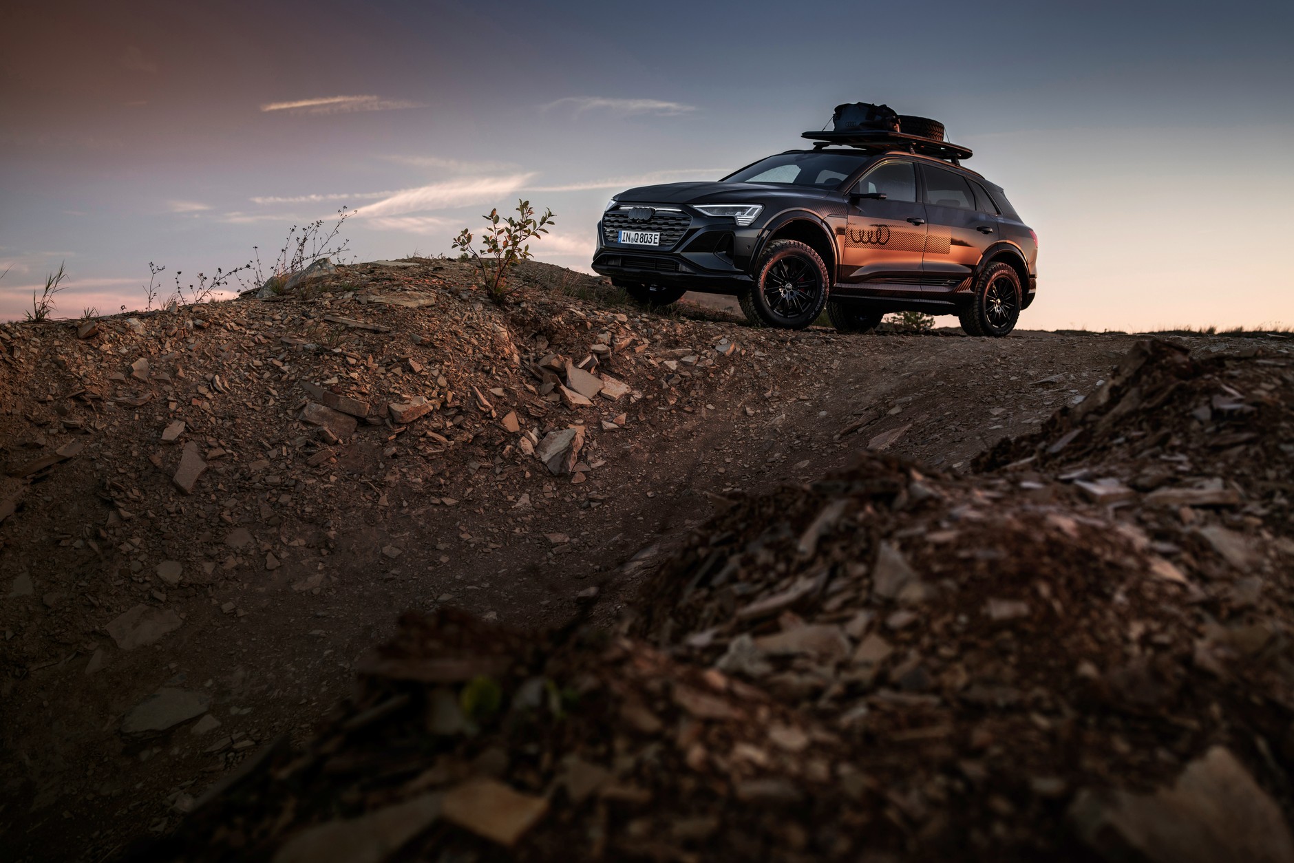 Audi Q8 e-tron edition Dakar