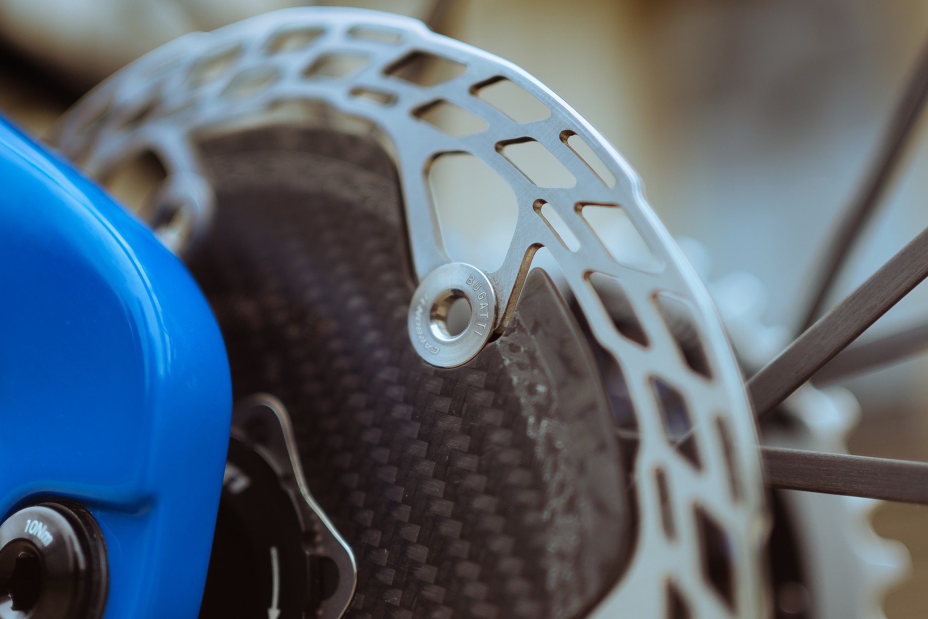 Bugatti Factor One – rower zbudowany wspólnie przez marki Bugatti i Factor