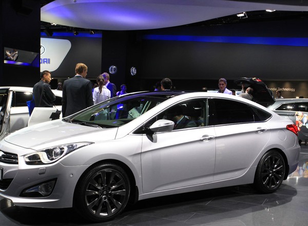 Hyundai i40: koreańska limuzyna dla Europejczyków