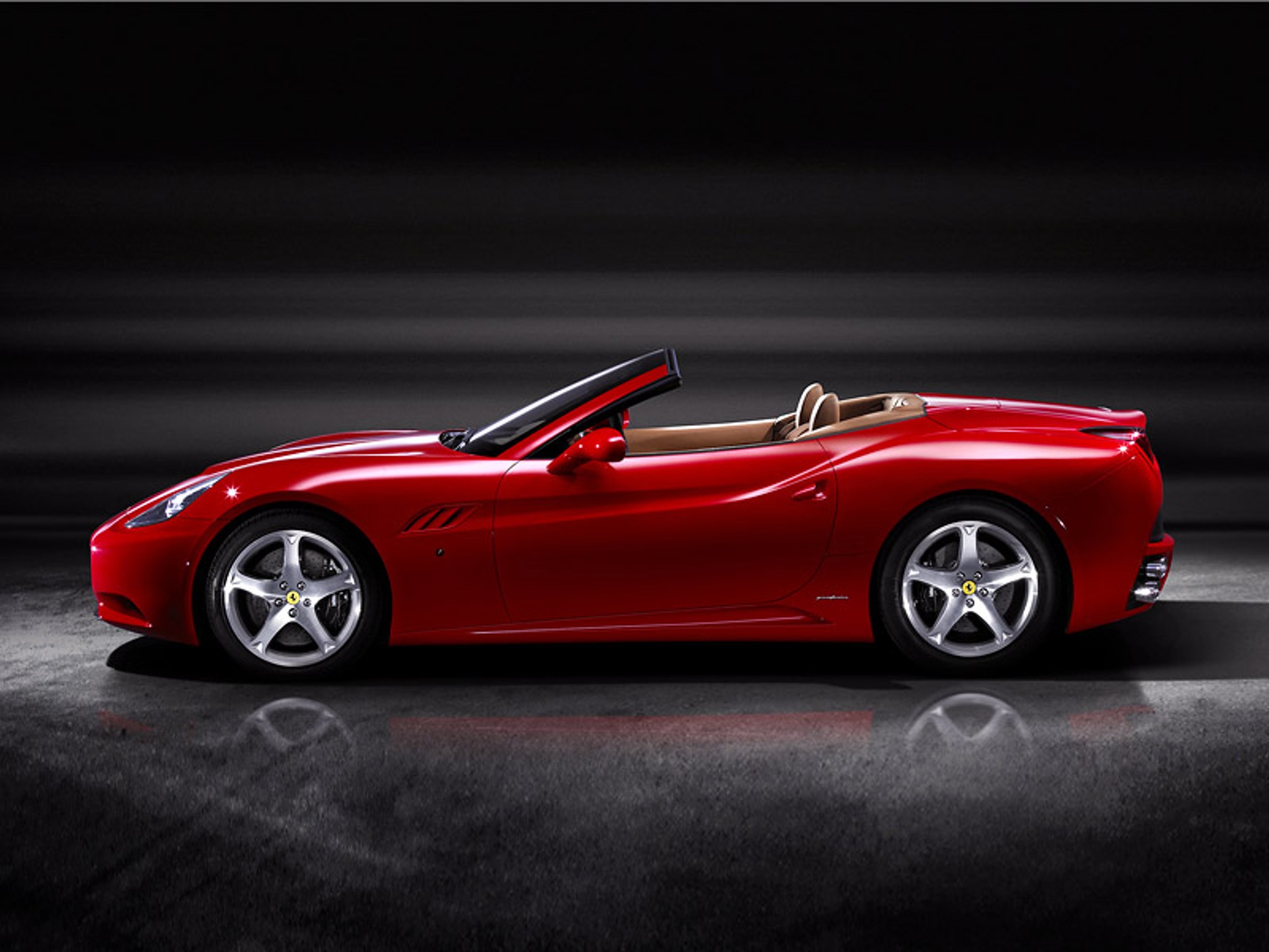 Ferrari California: kolejne informacje i nowe zdjęcia