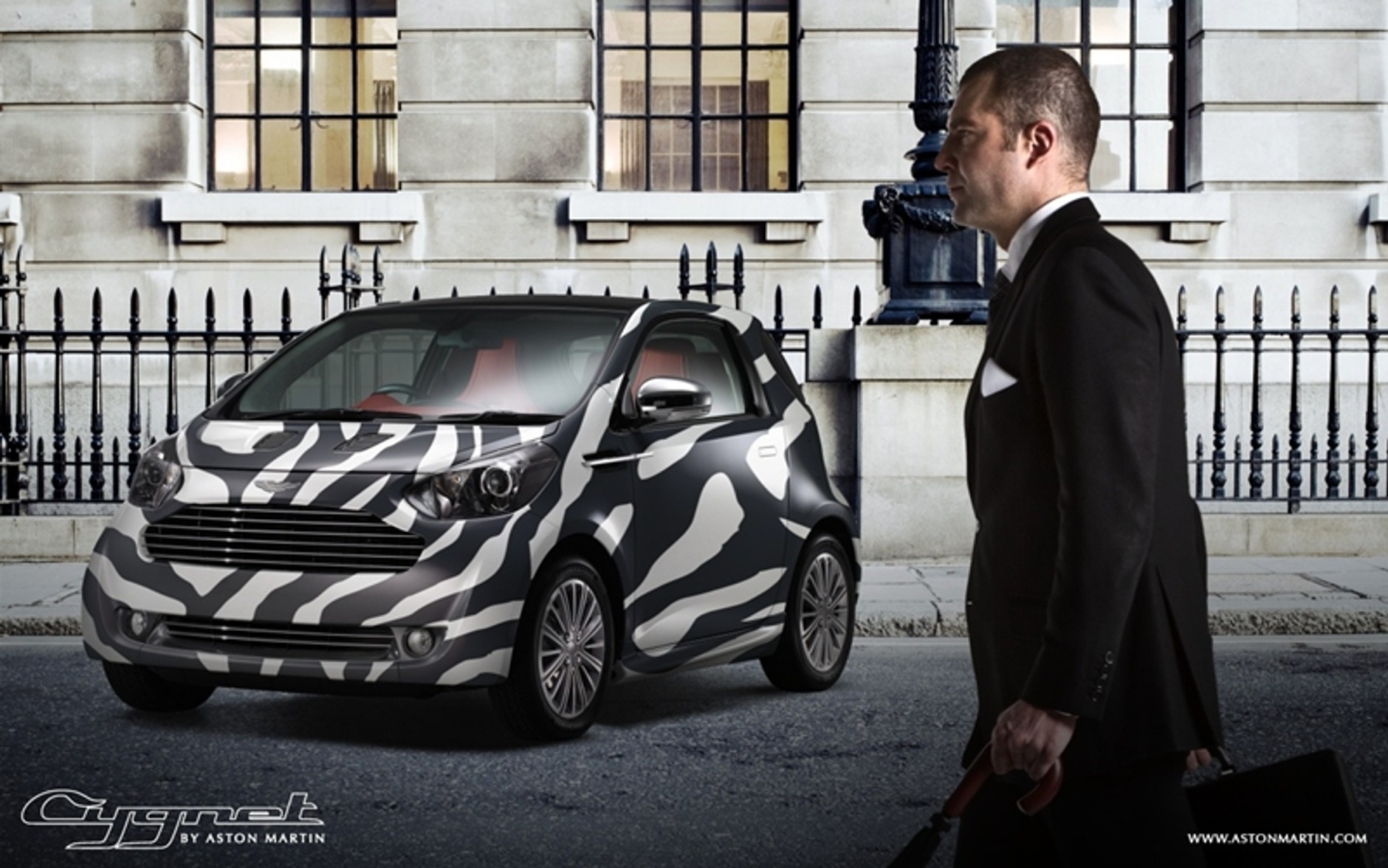 Aston Martin Cygnet – zrób sobie ekscentryczną tapetę