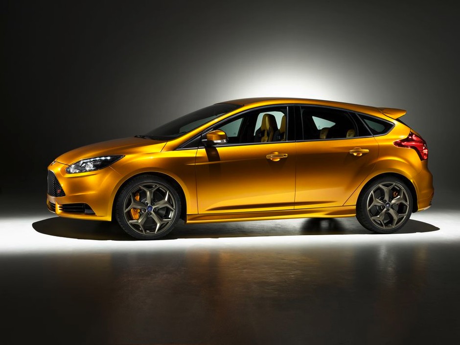 Focus ST gwiazdą paryskiego stoiska Forda