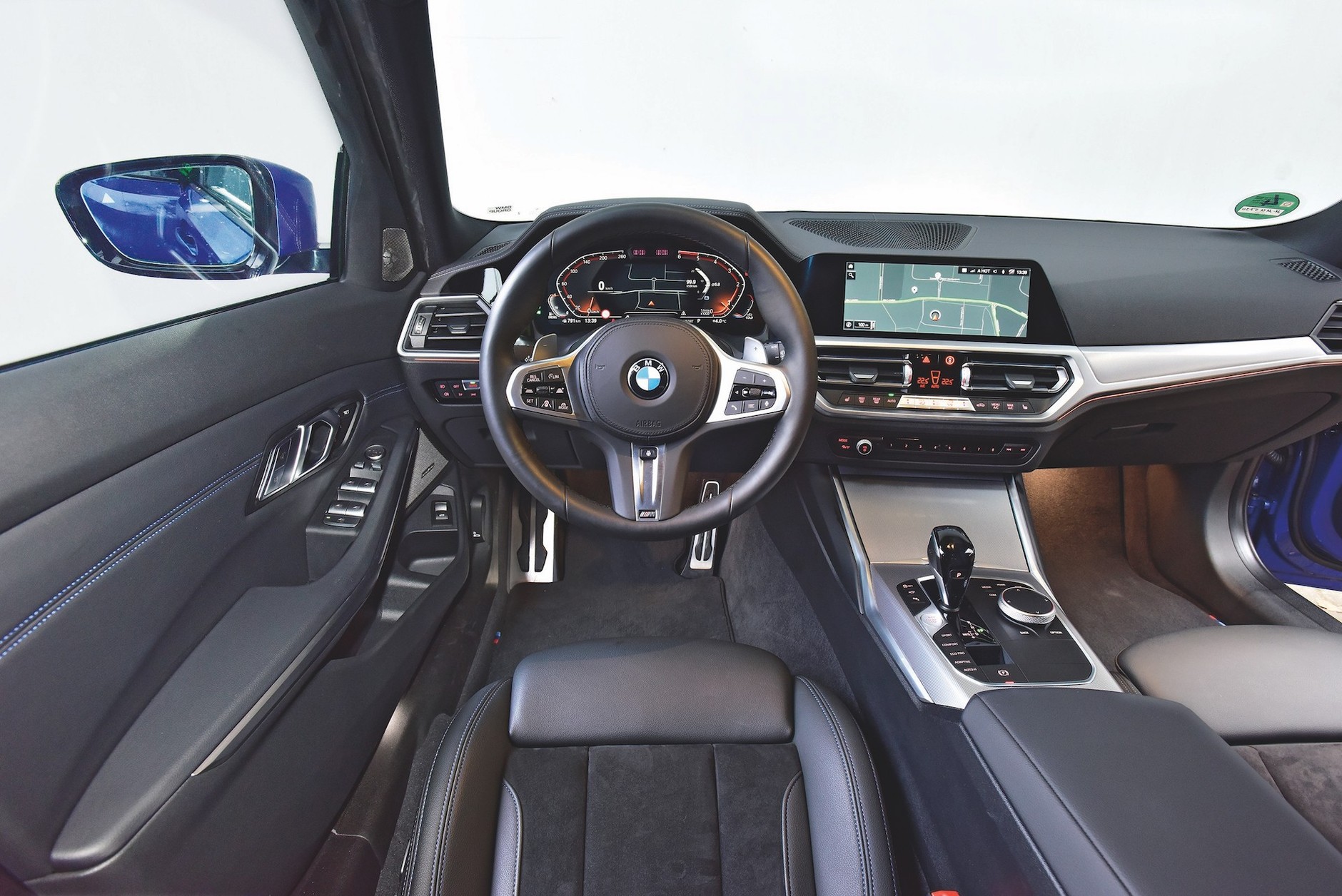 BMW serii 3 kontra BMW X1