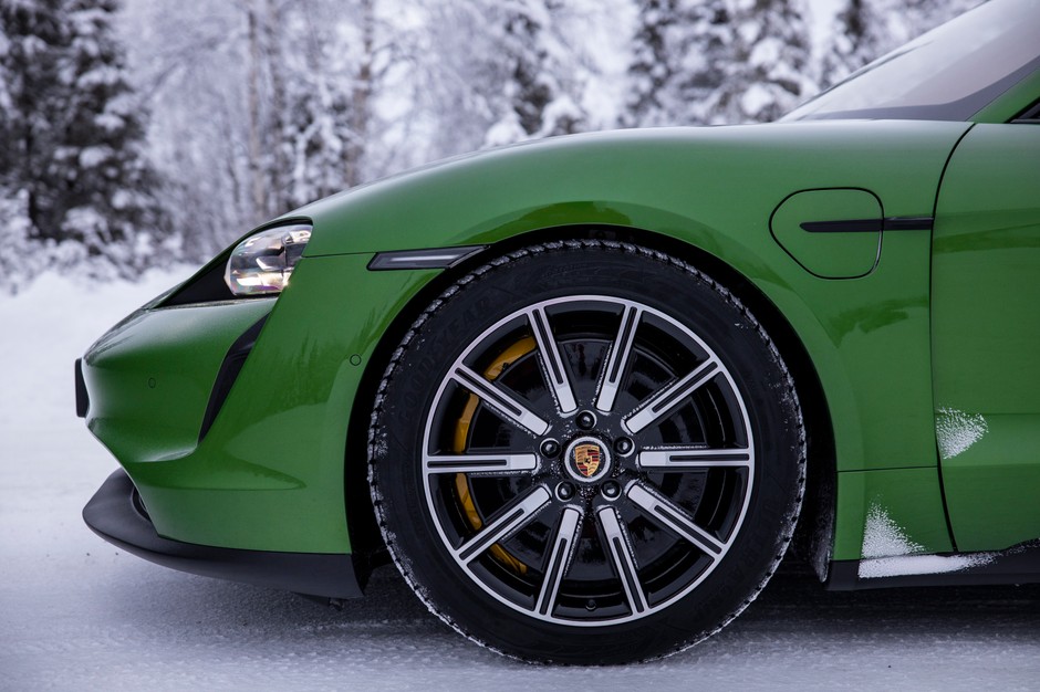 Porsche Taycan 4S