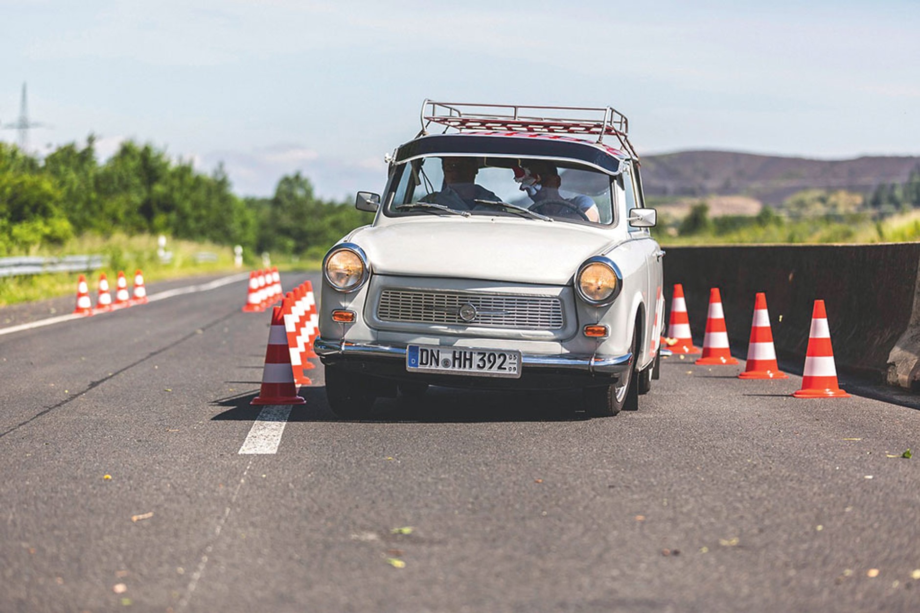 Trabant 601 Universal kontra Mini Traveller - dwusuw z NRD czy Mini-maluch?