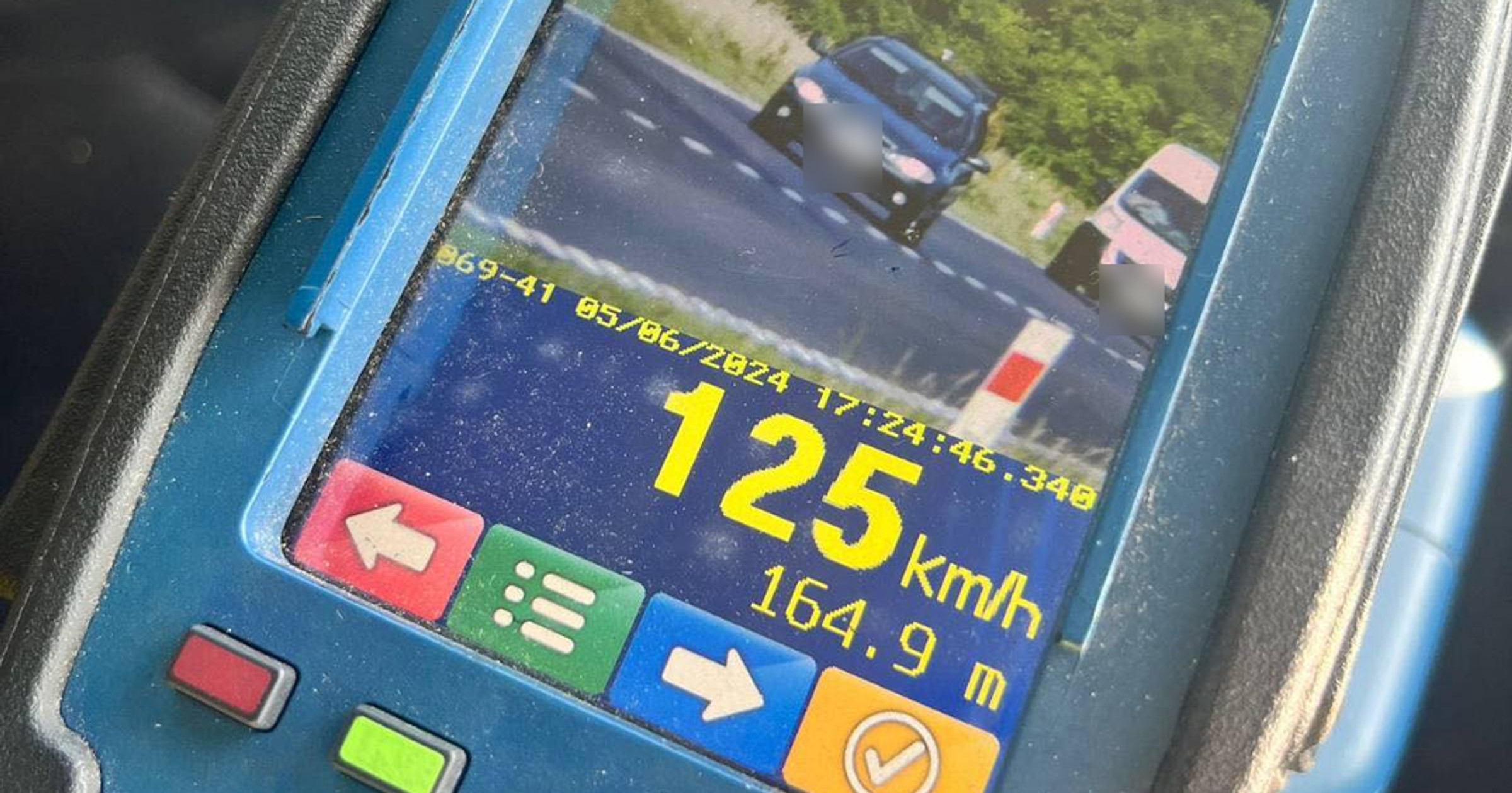 Obraz pochodzący z serwisu https://mazowiecka.policja.gov.pl/wsc/aktualnosci/98753,Zdecydowanie-za-szybko.html