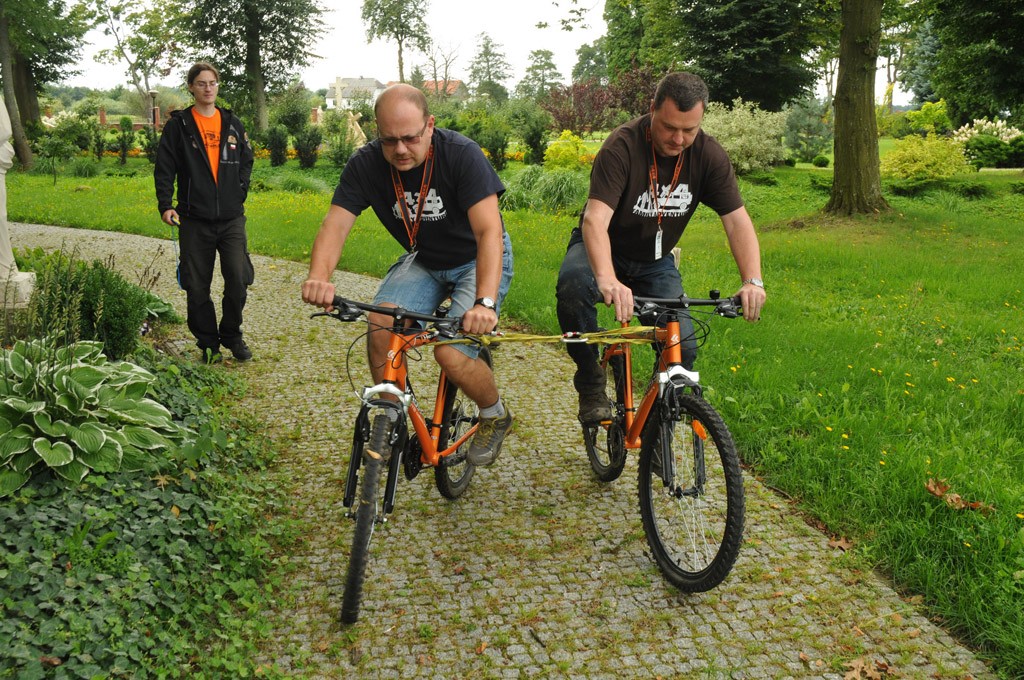 4x4 Family Adventure: baza pod namiotami