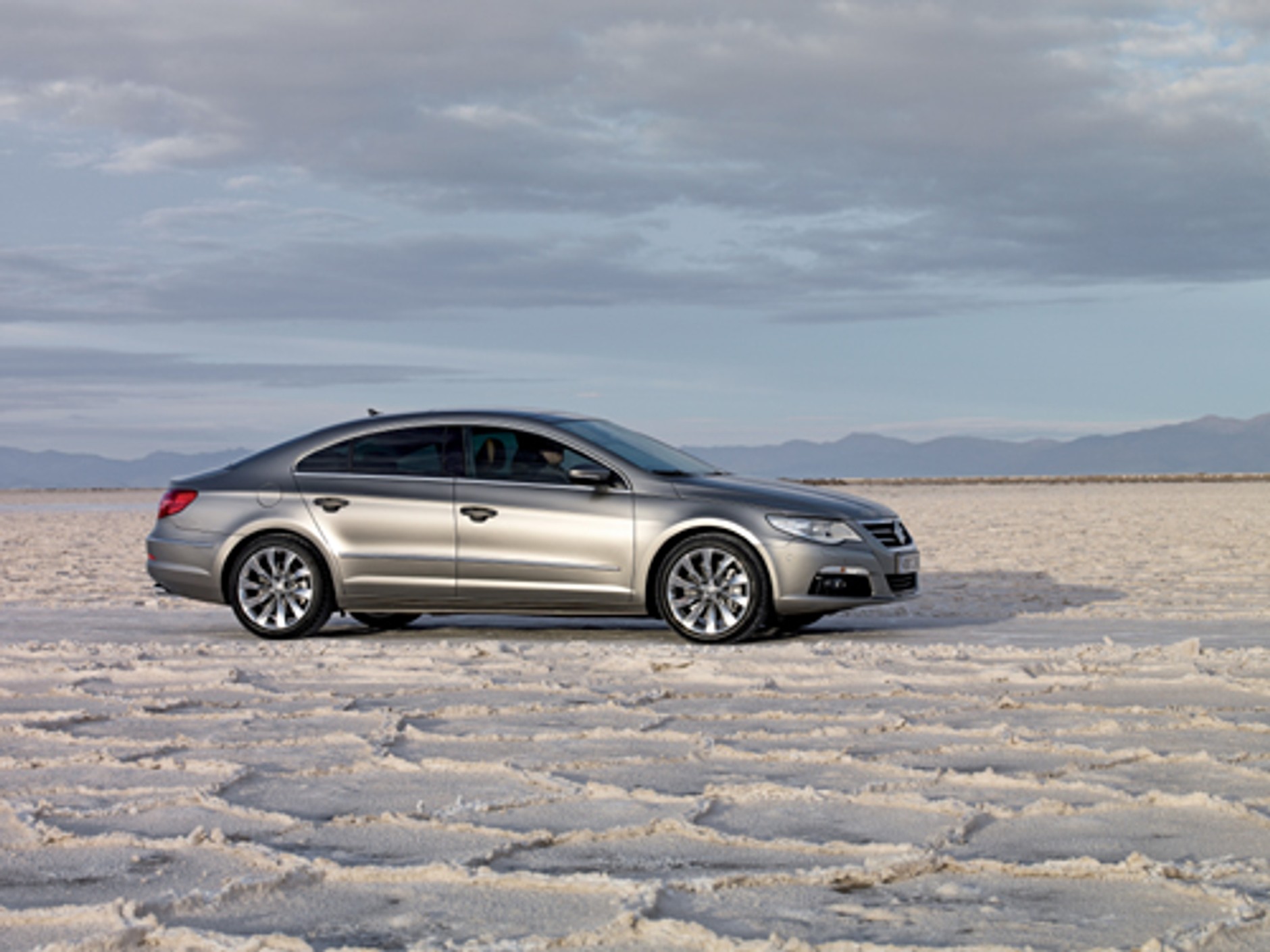 Volkswagen Passat - Pierwszeństwo dla Passata CC