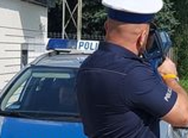 Policjanci zatrzymali kierowcę Audi. Dostał 5000 zł mandatu