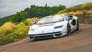 Lamborghini Countach zgubiło ważny element. Producent ogłasza akcję serwisową