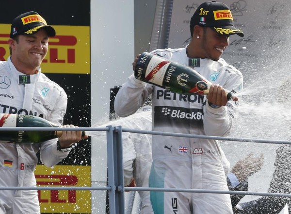 Monza szczęśliwa dla Hamiltona