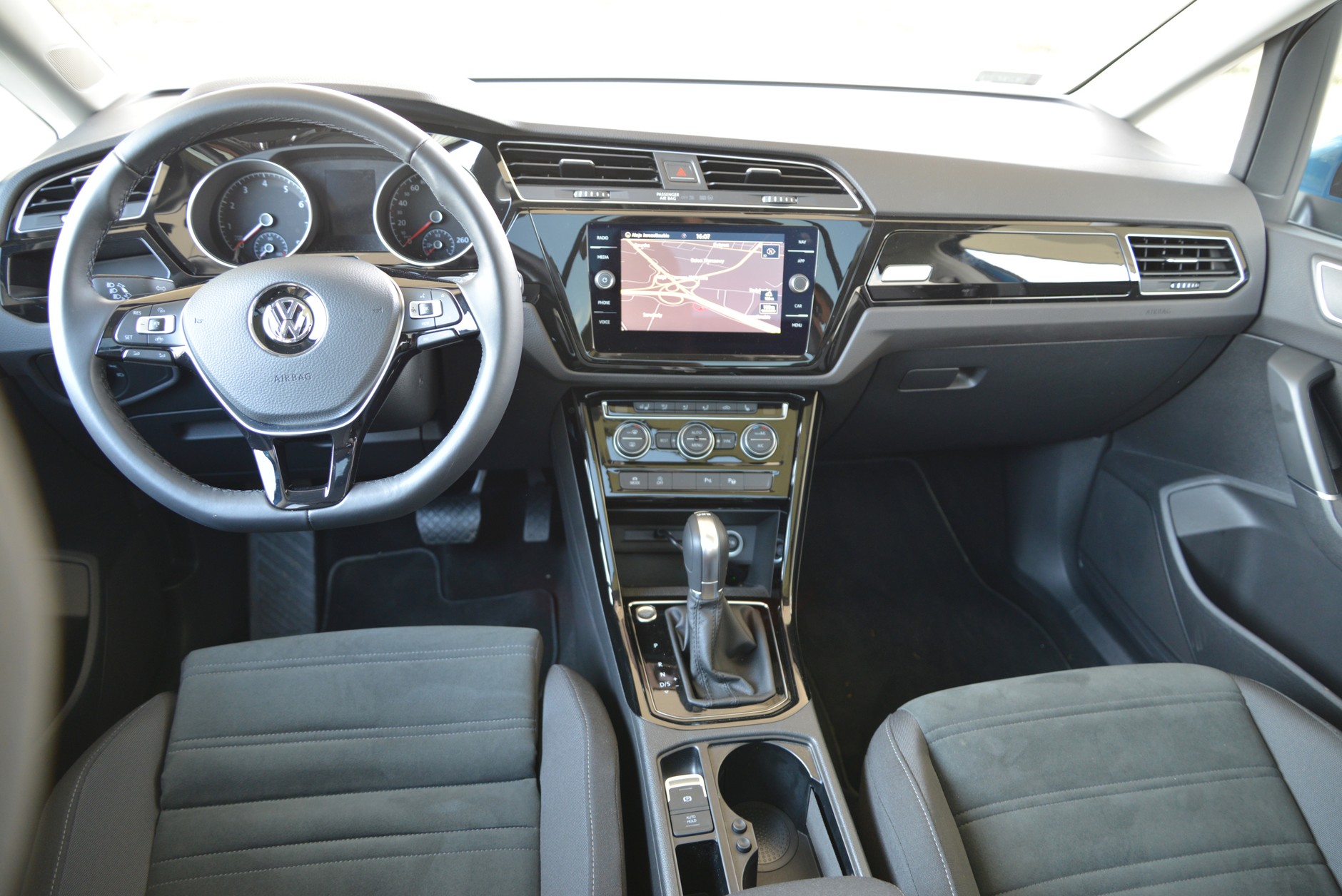 VW Touran 1.5 TSI DSG Highline