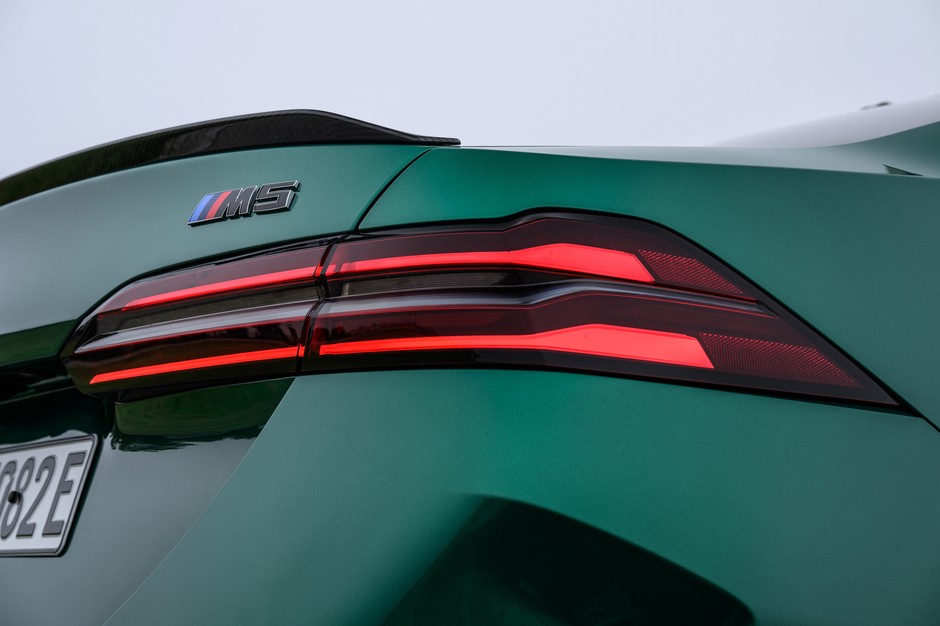 BMW M5 (G90)