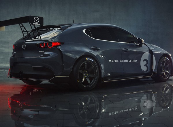 Mazda 3 TCR – 350 KM na wyścigi, ale nie dla każdego