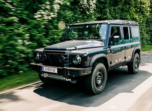 Ineos Grenadier: ta podróbka kultowego Defendera może być lepsza od oryginału