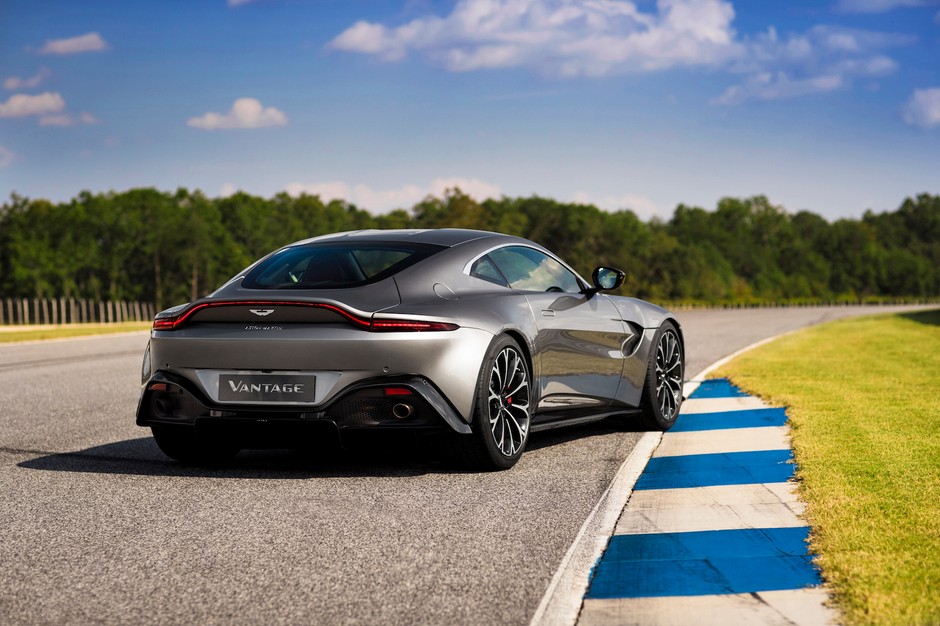 Aston Martin Vantage