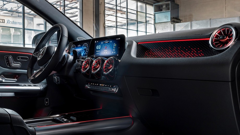 Kabiny Mercedesów EQA i EQB