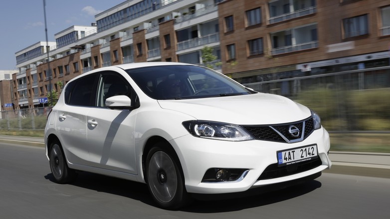 Nissan Pulsar 1.6 DIG-T (1)