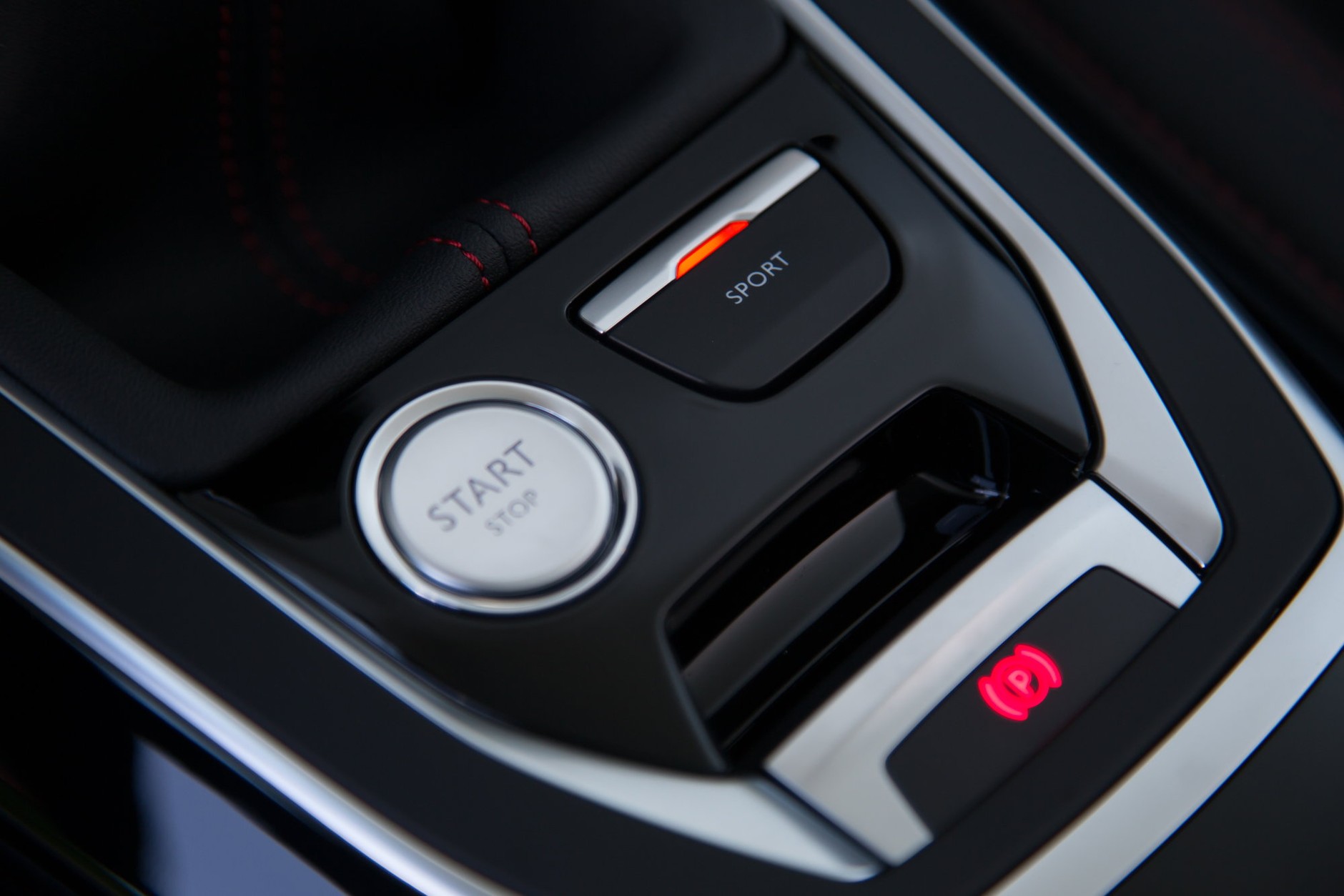 Peugeot 308 GTi – francuska definicja hot-hatcha