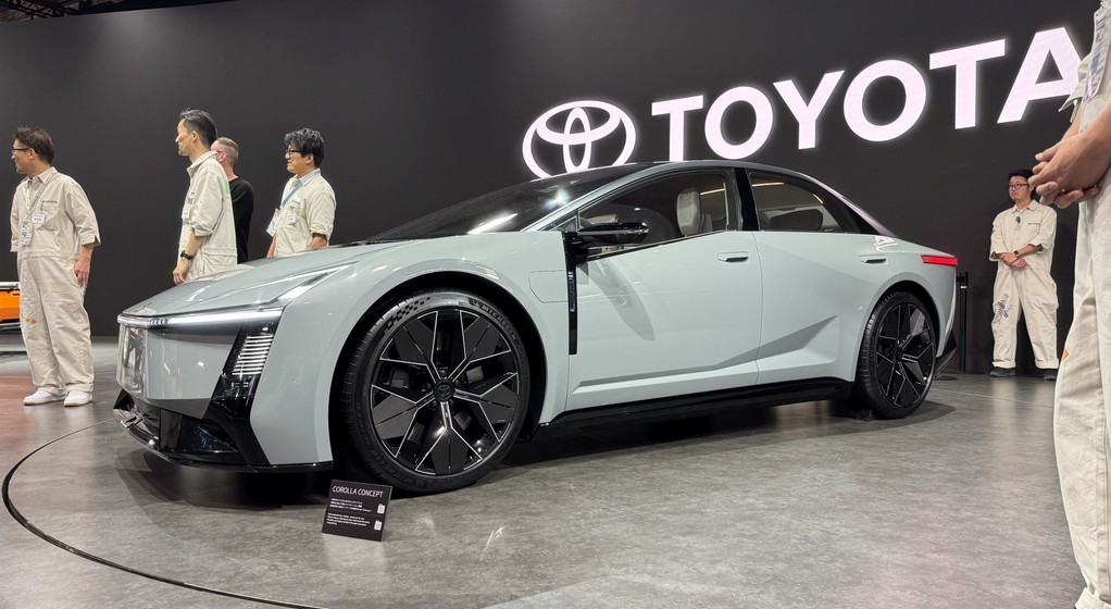 Koncepcyjna Toyota Corolla na 2025 Japan Mobility Show