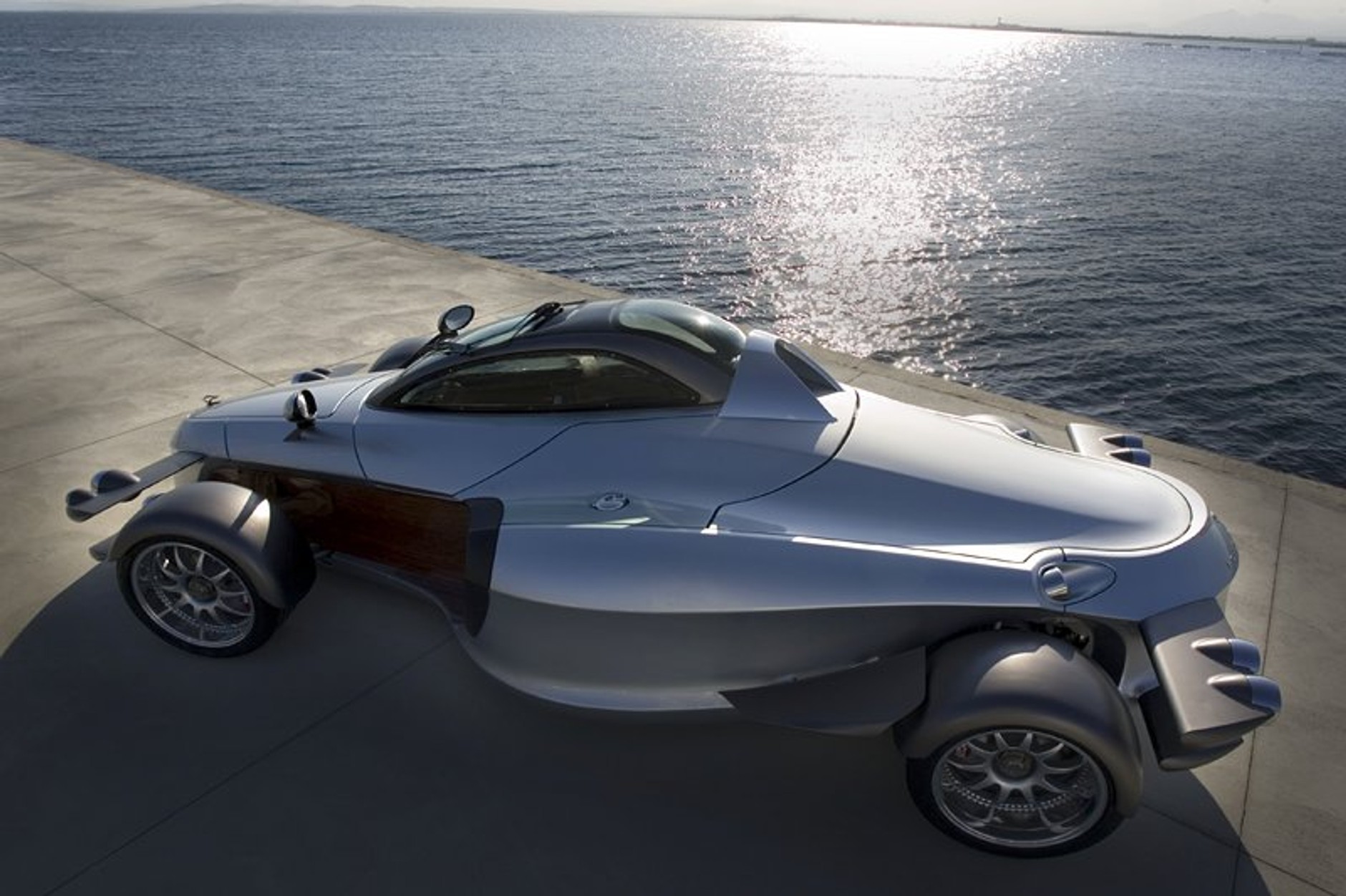 Genewa 2007: Tramontana – F1 czy F16?