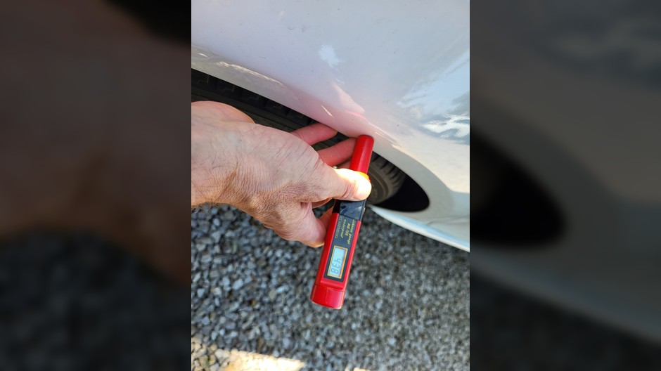 Audi A4 Avant Quattro - biały "szwed" z silnikiem benzynowym. Miły sprzedawca, ale auto pokolizyjne i podrdzewiałe