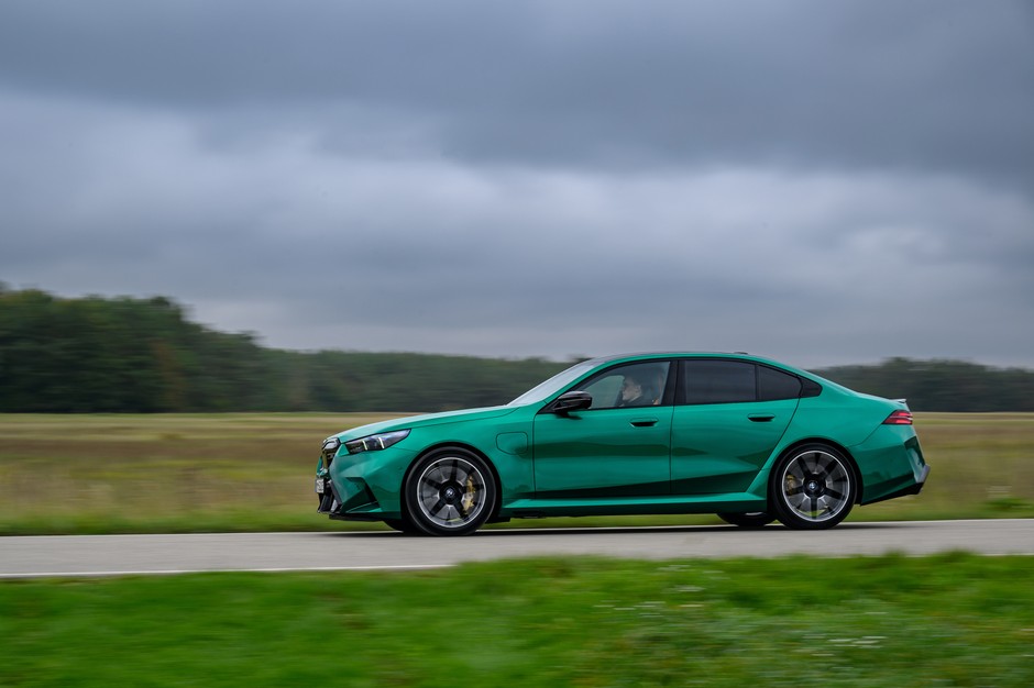 BMW M5 (G90)
