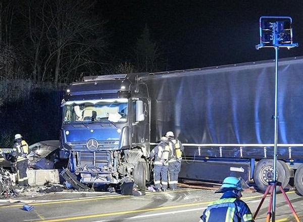Polski kierowca ciężarówki staranował 50 samochodów na autostradzie. Zapadł wyrok