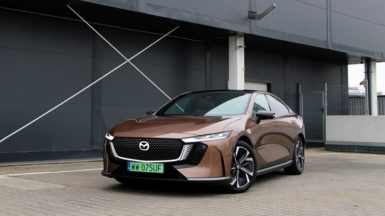 Mazda 6e Takumi Plus