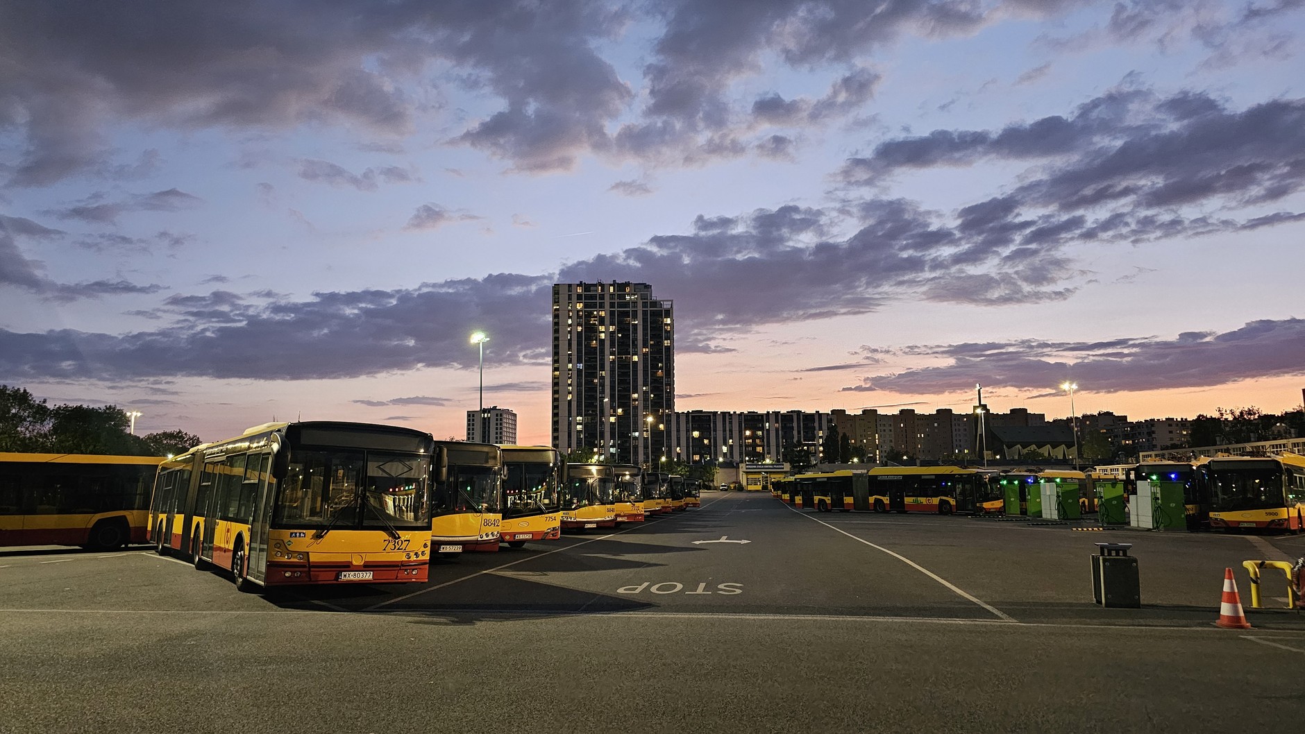 Kierowca autobusu miejskiego o swojej pracy