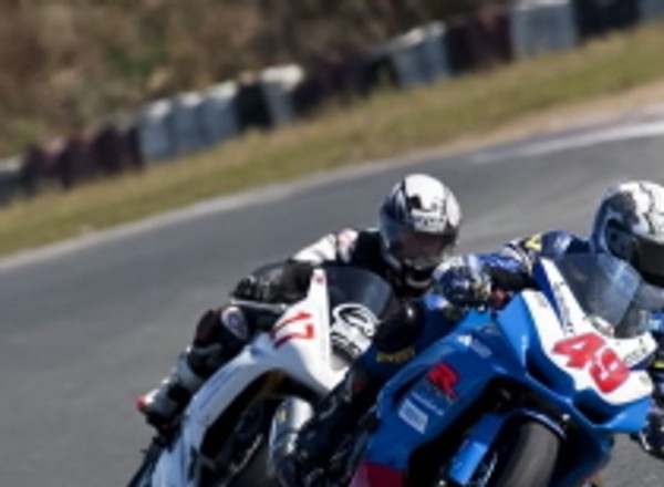 Motocykle: Piotr Passek zdobywcą Pucharu Polski Rookie 600