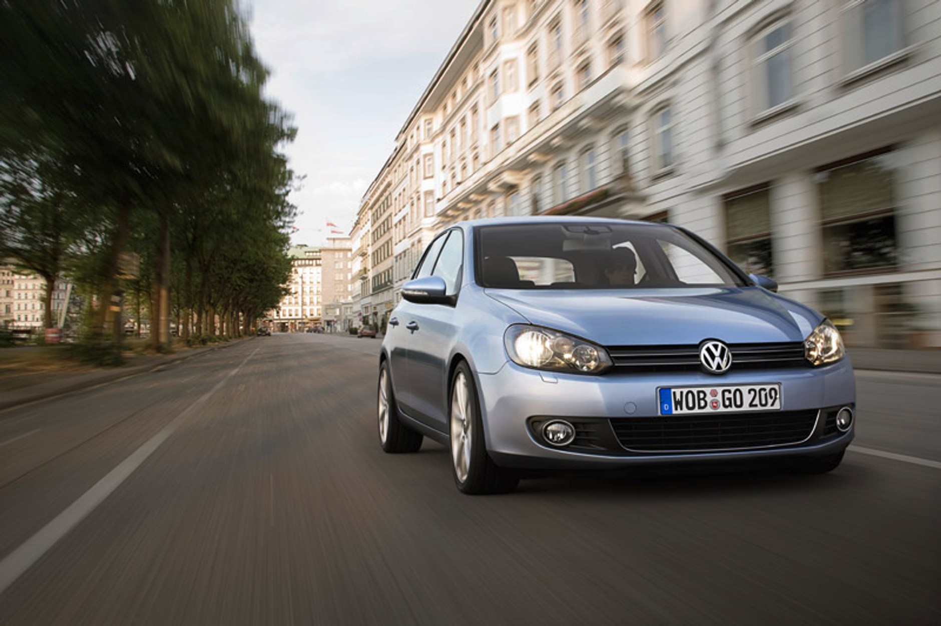 Volkswagen Golf VI: pierwsze zdjęcia i zaskoczenie